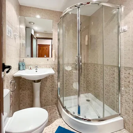 Peak 106 Apartment *